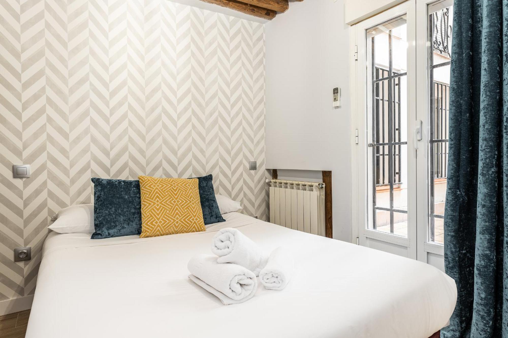 Waou Gran Via V - Alquiler Corta Duracion Apartment Madrid Luaran gambar